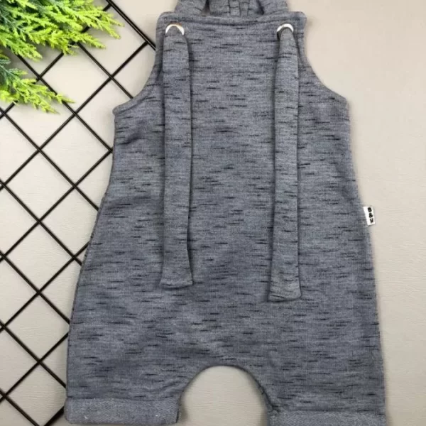 Jardineira Curta para Bebê c/ Regulagem Cinza Jet