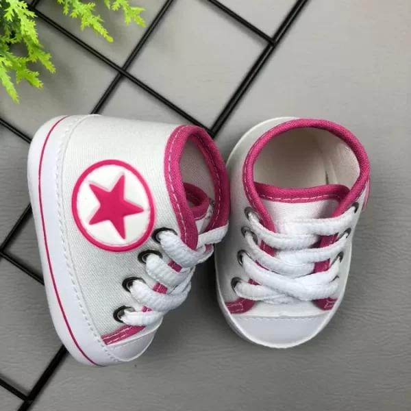 Tênis para Bebê Cano Alto  com Estrela Rosa e Branco