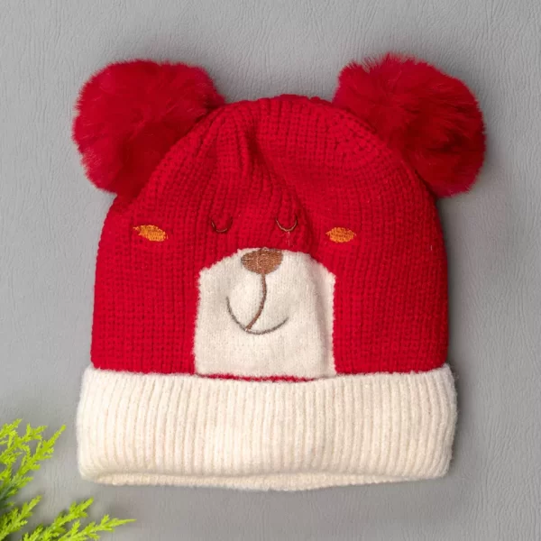 Touca Infantil Peluciada com Pompom de Urso Vermelho