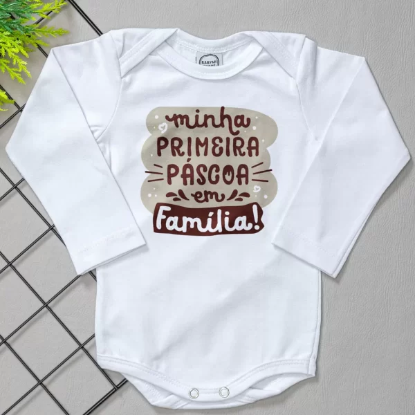 Body para Bebê Manga Longa Branco Minha Primeira Páscoa