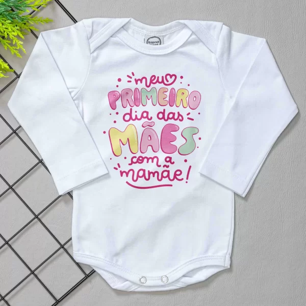Body para Bebê Manga Longa Branco Meu 1° Dia Das Mães F