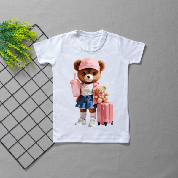 Camiseta Curta Infantil Estampada Ursa Viagem
