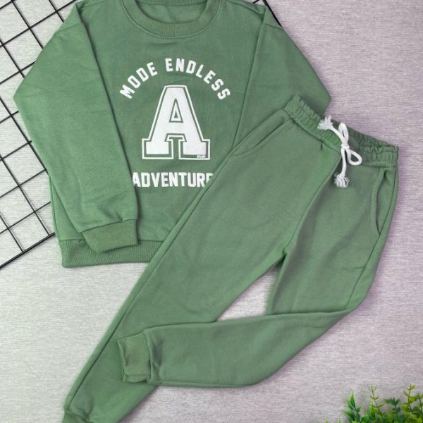 Conjunto de Moletom Longo Adventures