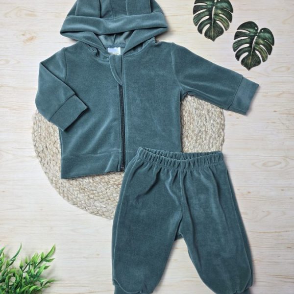 Conjunto Plush Premium Orelhinha Verde Escuro
