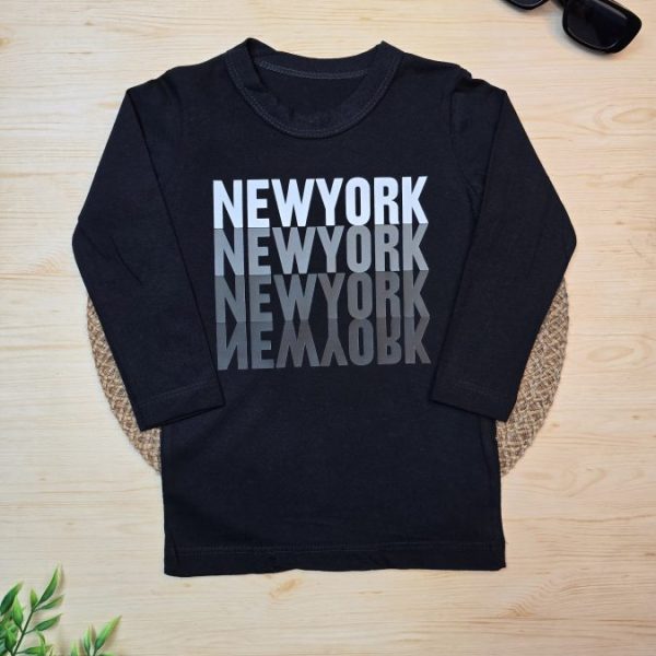 Camiseta Longa Infantil Estampada Preta New York