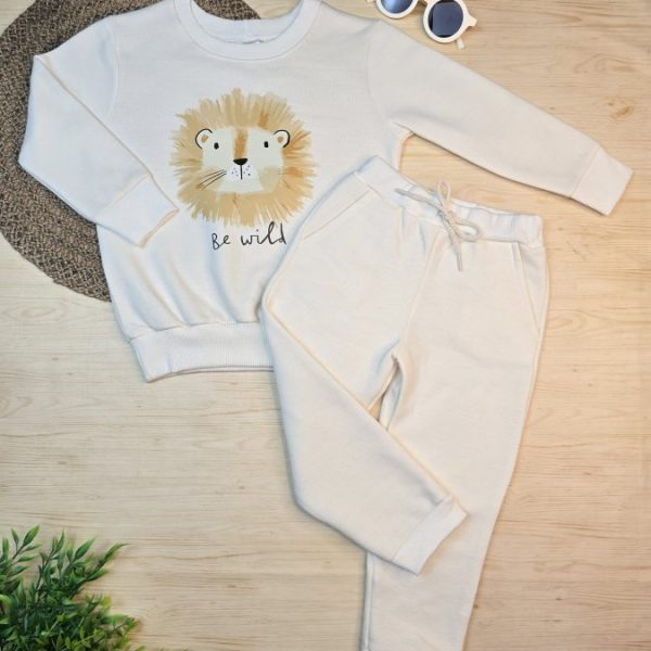 Conjunto de Moletom com Gola Off- Leão