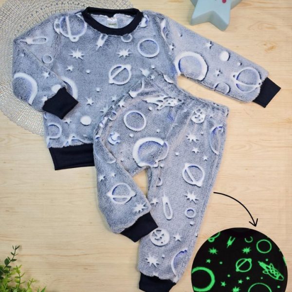 Conjunto Fleece Pijama Planetas – Brilha No Escuro