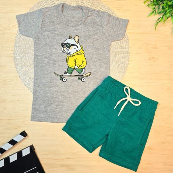 Conjunto Infantil Camiseta e Bermuda Moletinho - Buldogue Skate