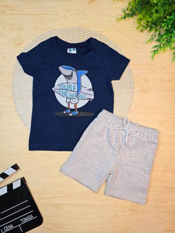 Conjunto Infantil Camiseta e Bermuda Moletinho- Tubarão
