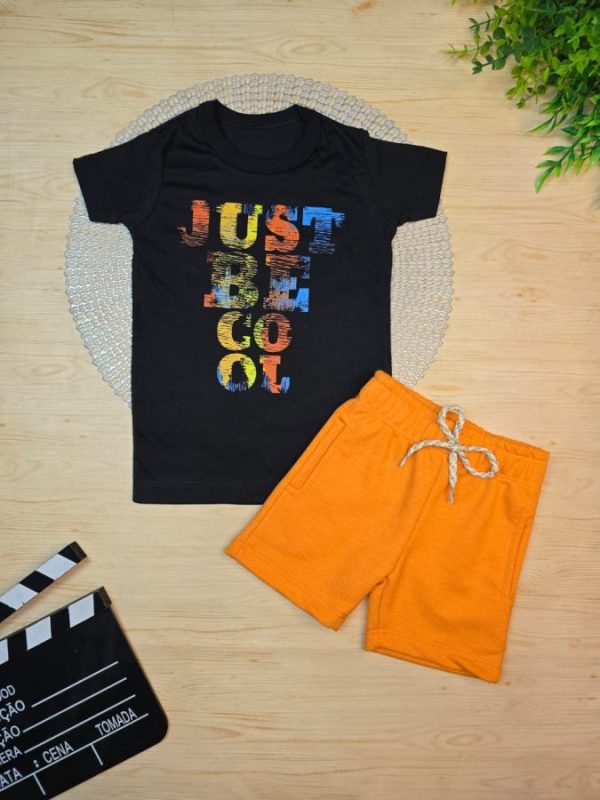 Conjunto Infantil Camiseta e Bermuda Moletinho- Just Be Cool