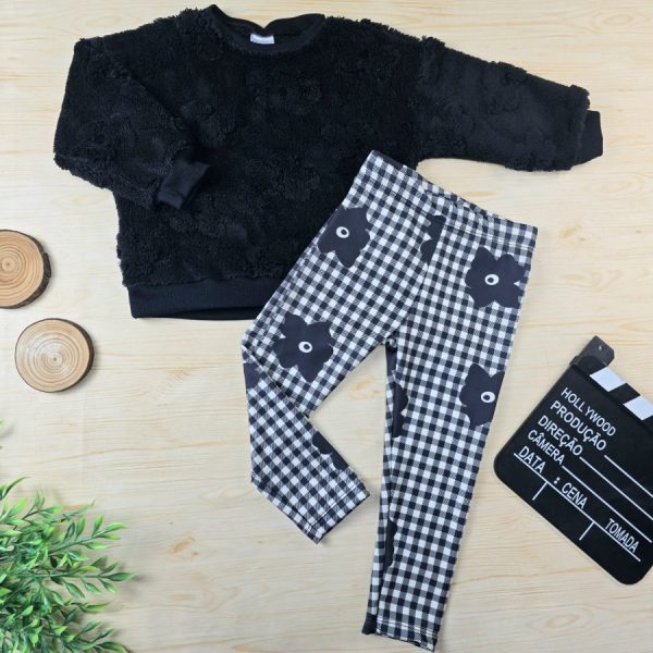 Conjunto Infantil Menina Casaco Sherpa Relevo e Legging Térmica- Preto e Xadrez Flores