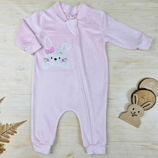 Macacão Plush Bebê Bordado Rosa - Coelhinha